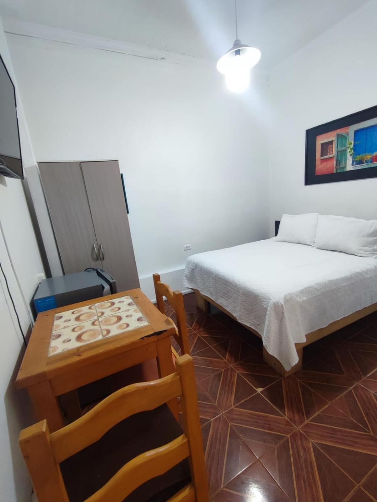 Hostal Vicmar Vina del Mar Buitenkant foto